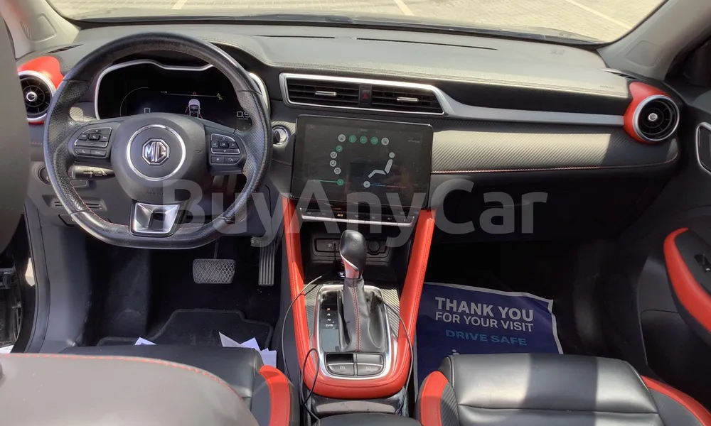 Vehicle photo 9
