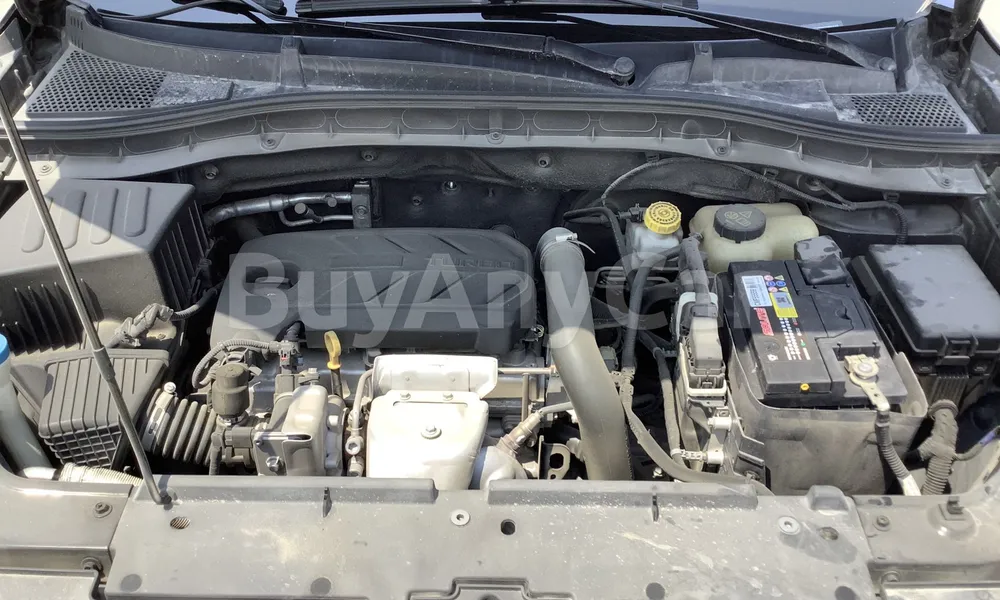 Vehicle photo 6