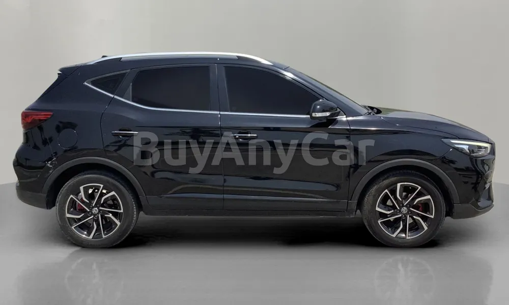Vehicle photo 3