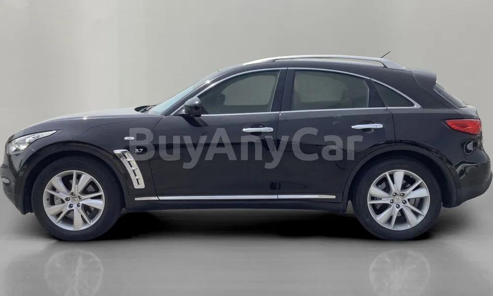 Vehicle photo 4