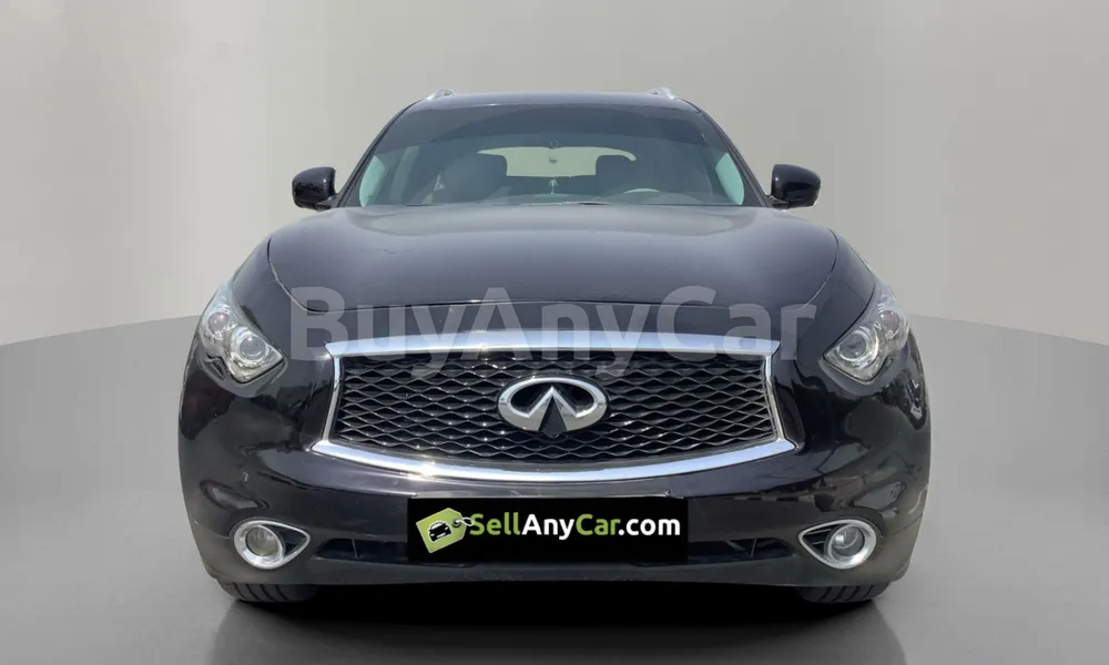 Vehicle photo 1