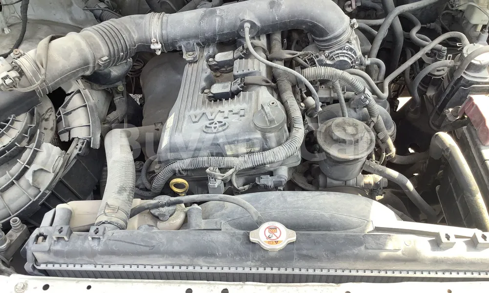 Vehicle photo 6