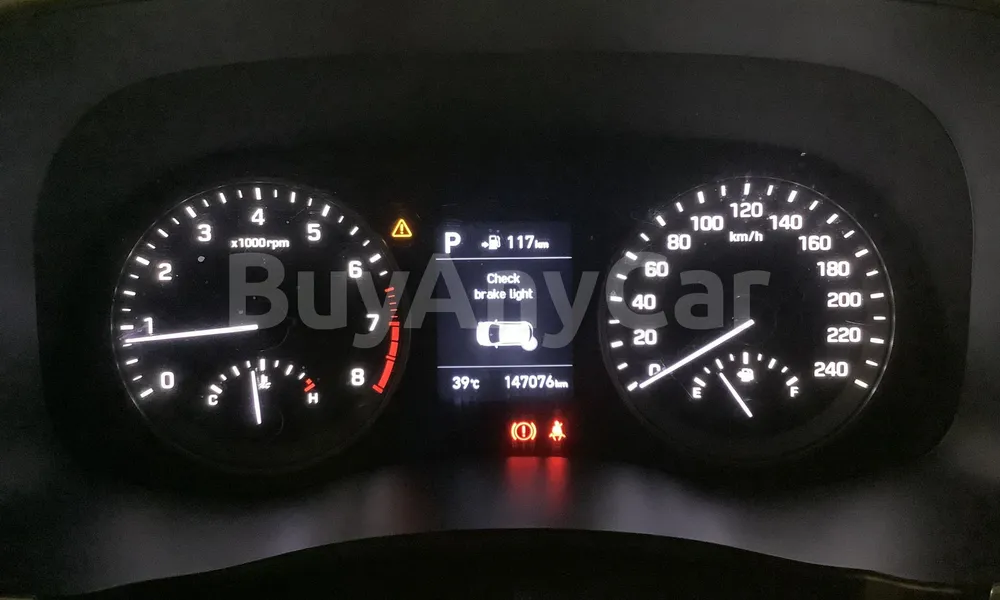 Vehicle photo 7