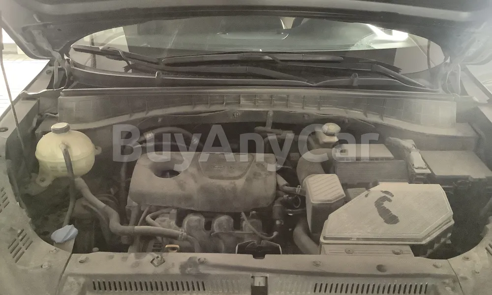 Vehicle photo 6