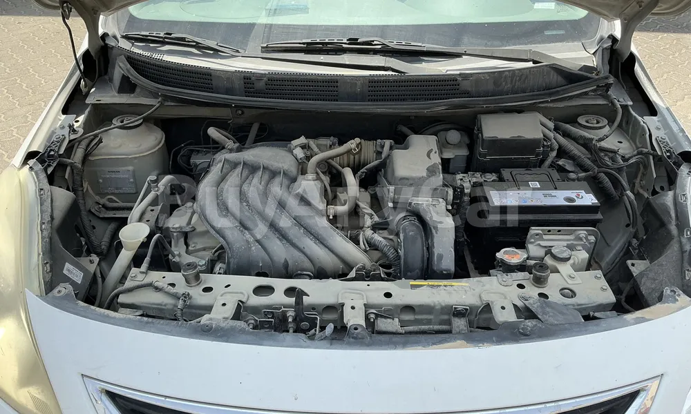 Vehicle photo 7