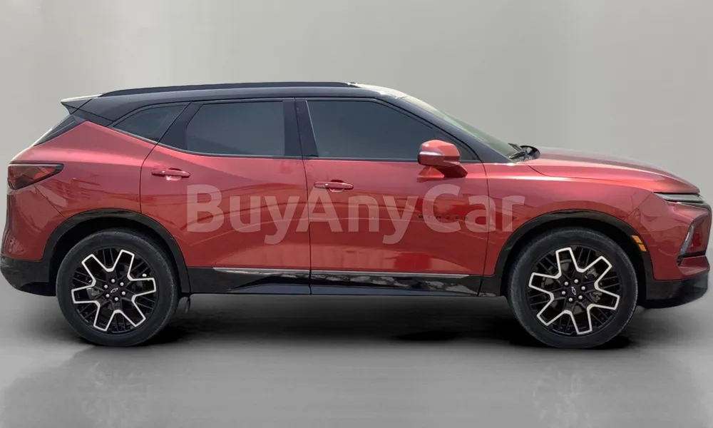 Vehicle photo 3
