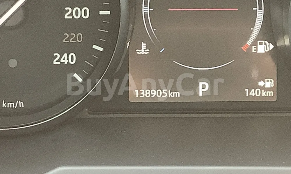Vehicle photo 7