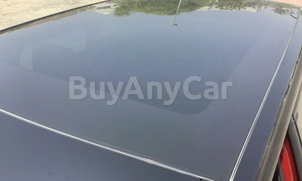 Vehicle photo 5