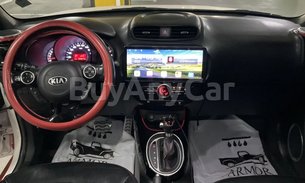 Vehicle photo 8