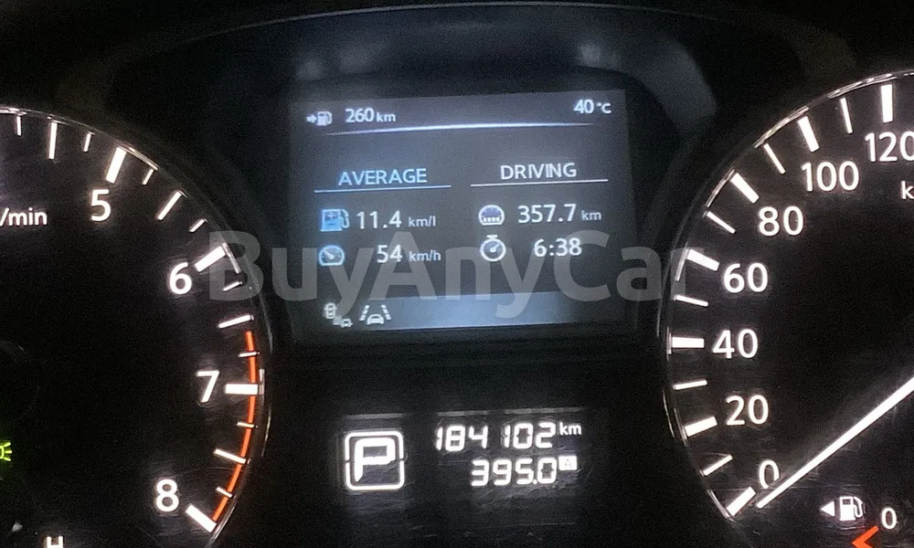 Vehicle photo 6