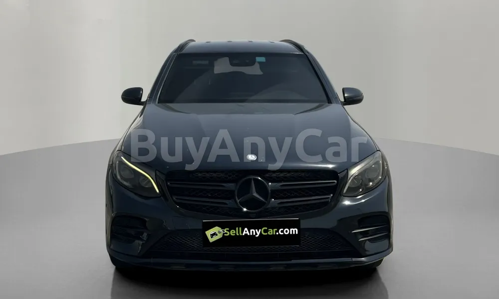Vehicle photo 1