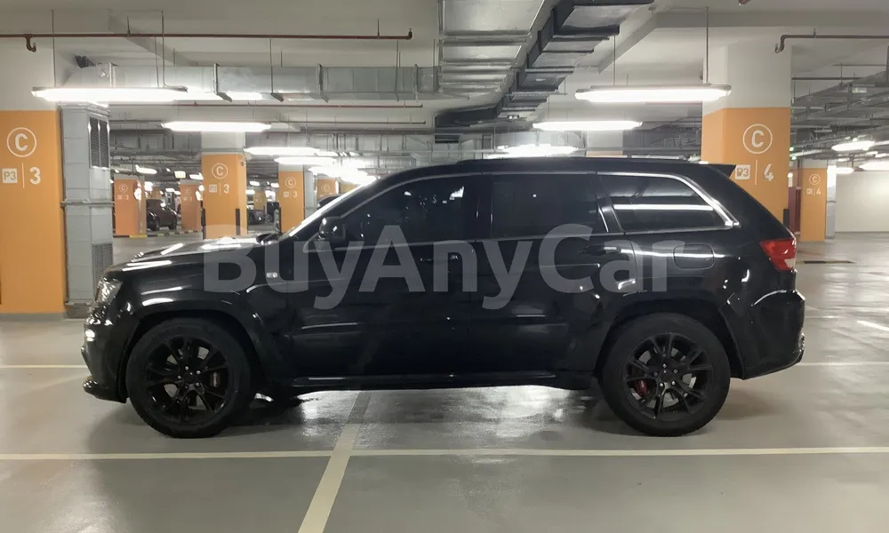 Vehicle photo 4