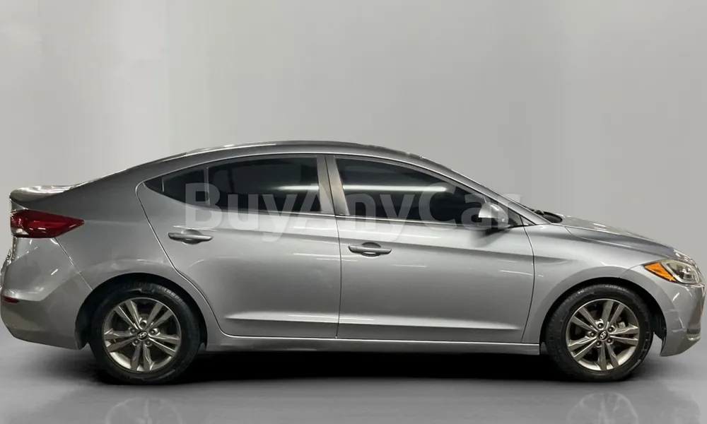 Vehicle photo 3