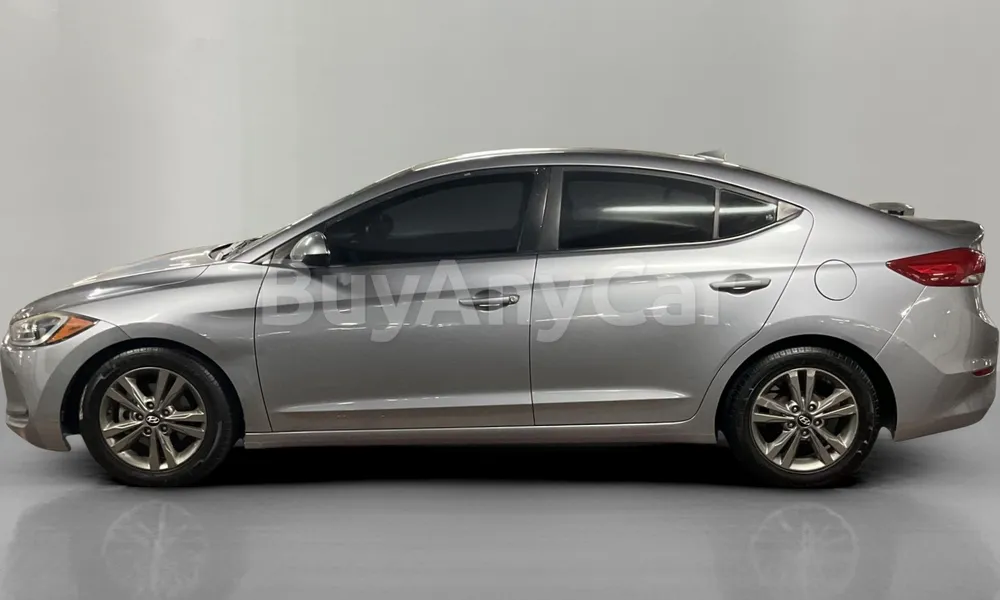 Vehicle photo 4