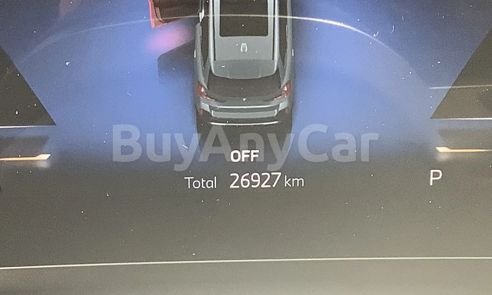 Vehicle photo 8