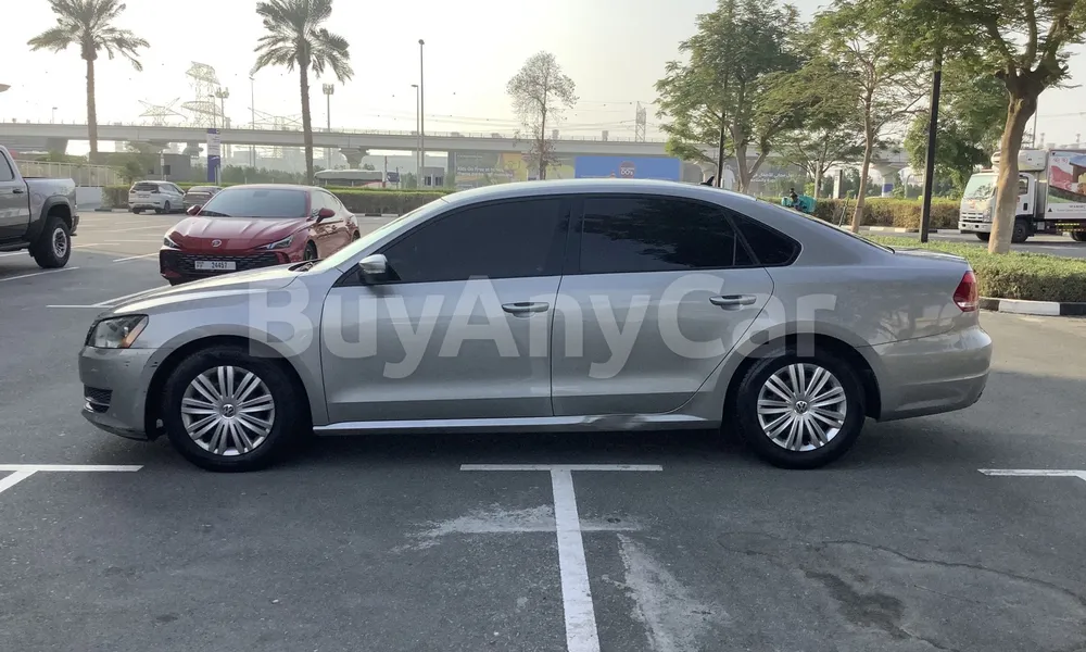 Vehicle photo 3