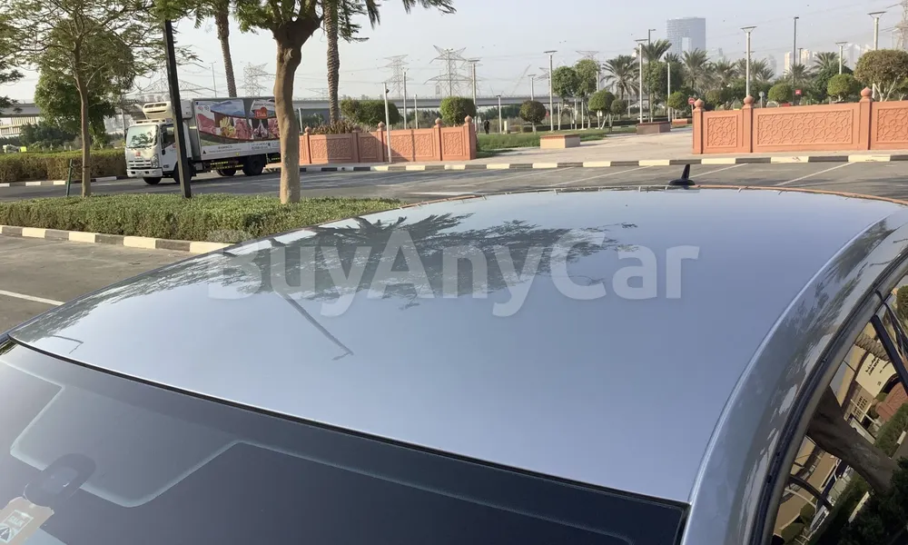 Vehicle photo 5