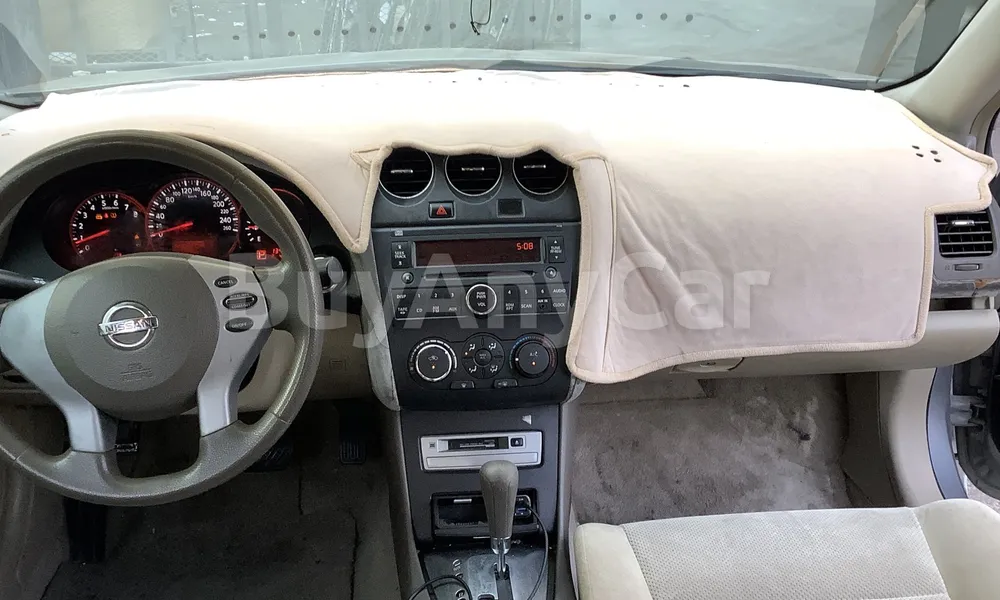 Vehicle photo 7