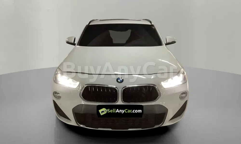 Vehicle photo 1