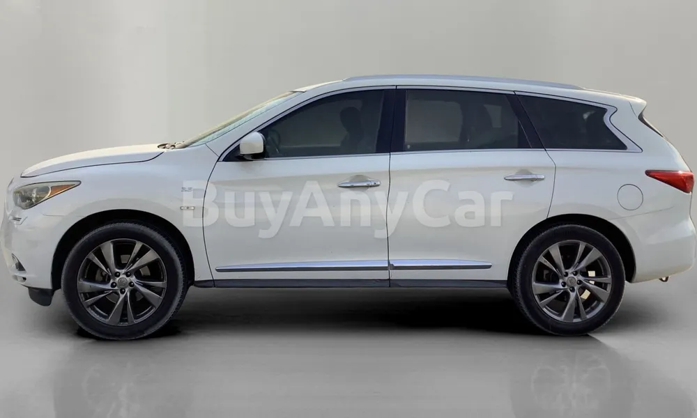 Vehicle photo 4