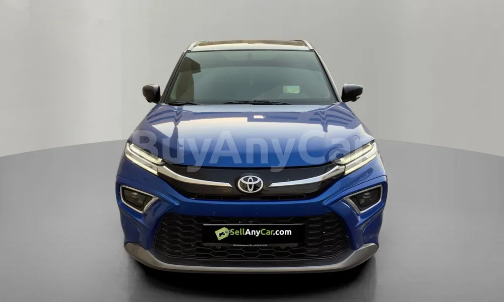 Vehicle photo 1