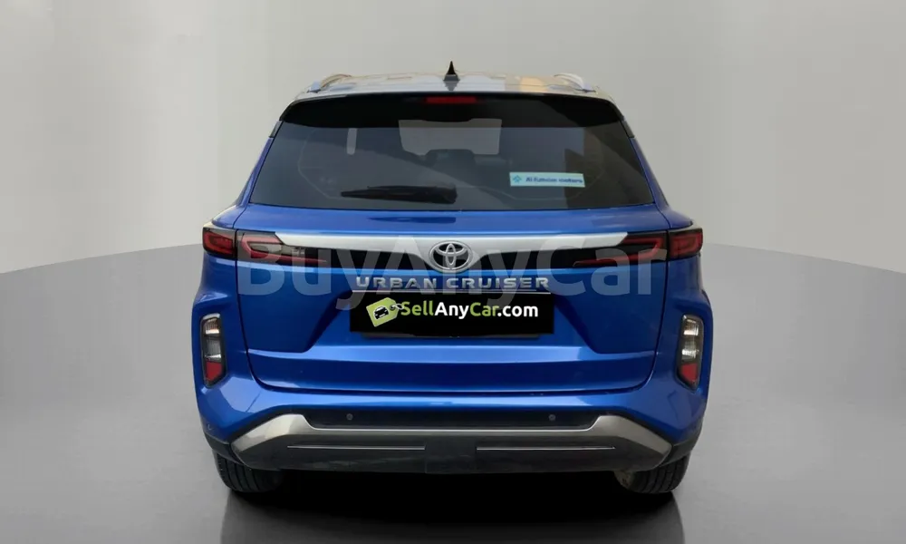 Vehicle photo 2