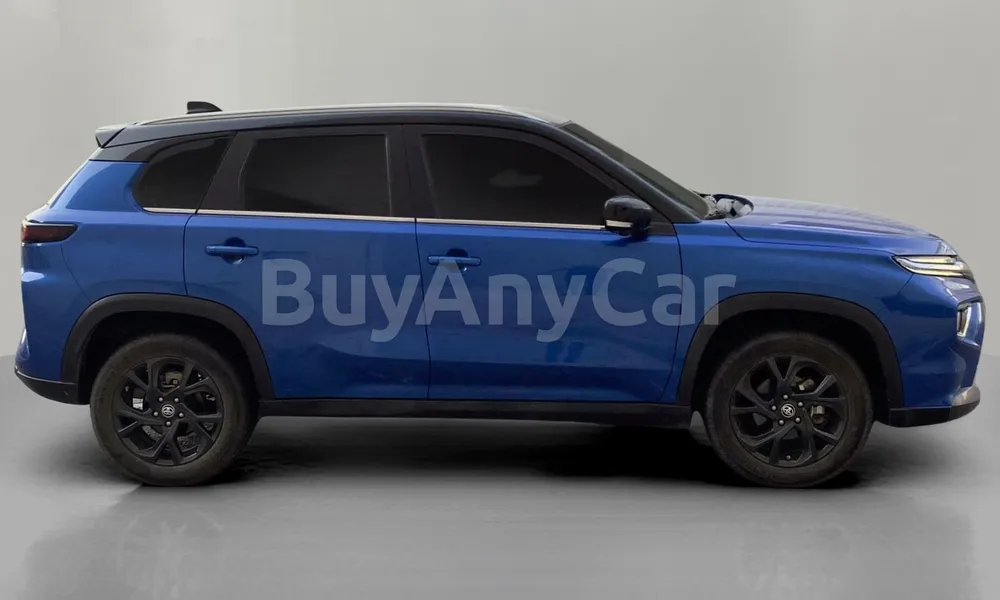 Vehicle photo 3