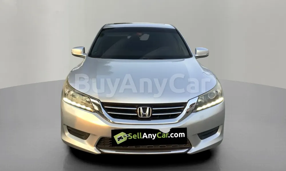 Vehicle photo 1