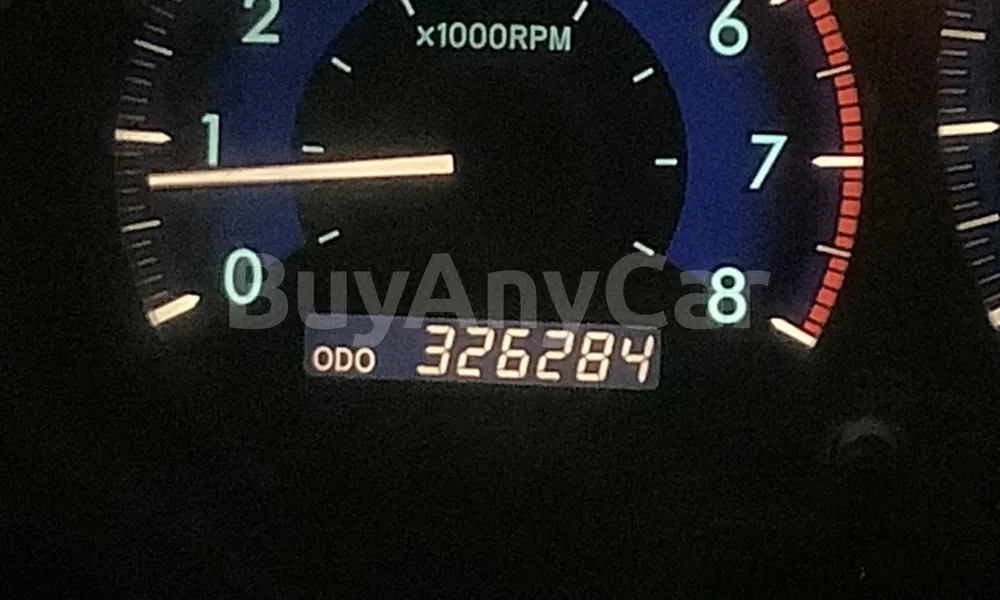 Vehicle photo 9