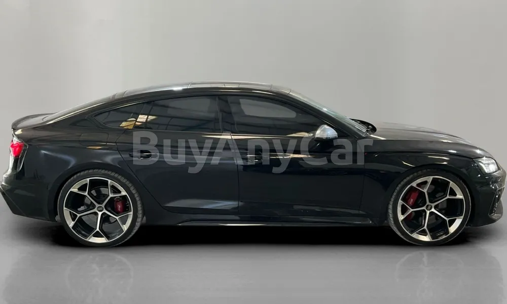 Vehicle photo 3