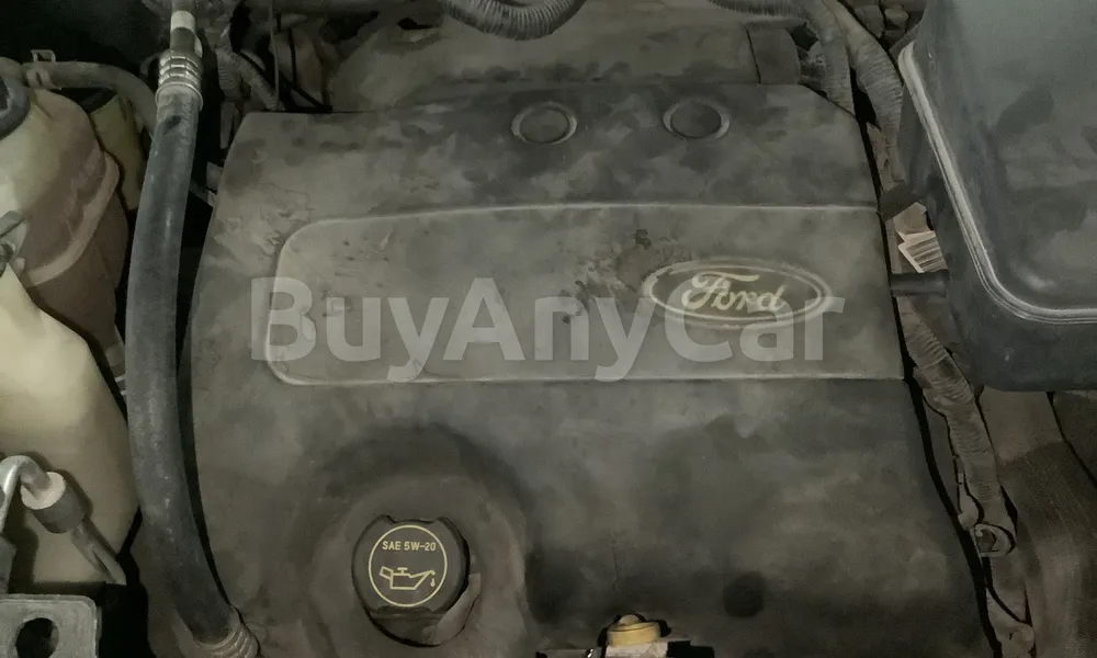 Vehicle photo 6