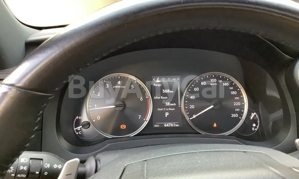 Vehicle photo 7