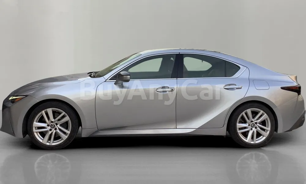 Vehicle photo 4