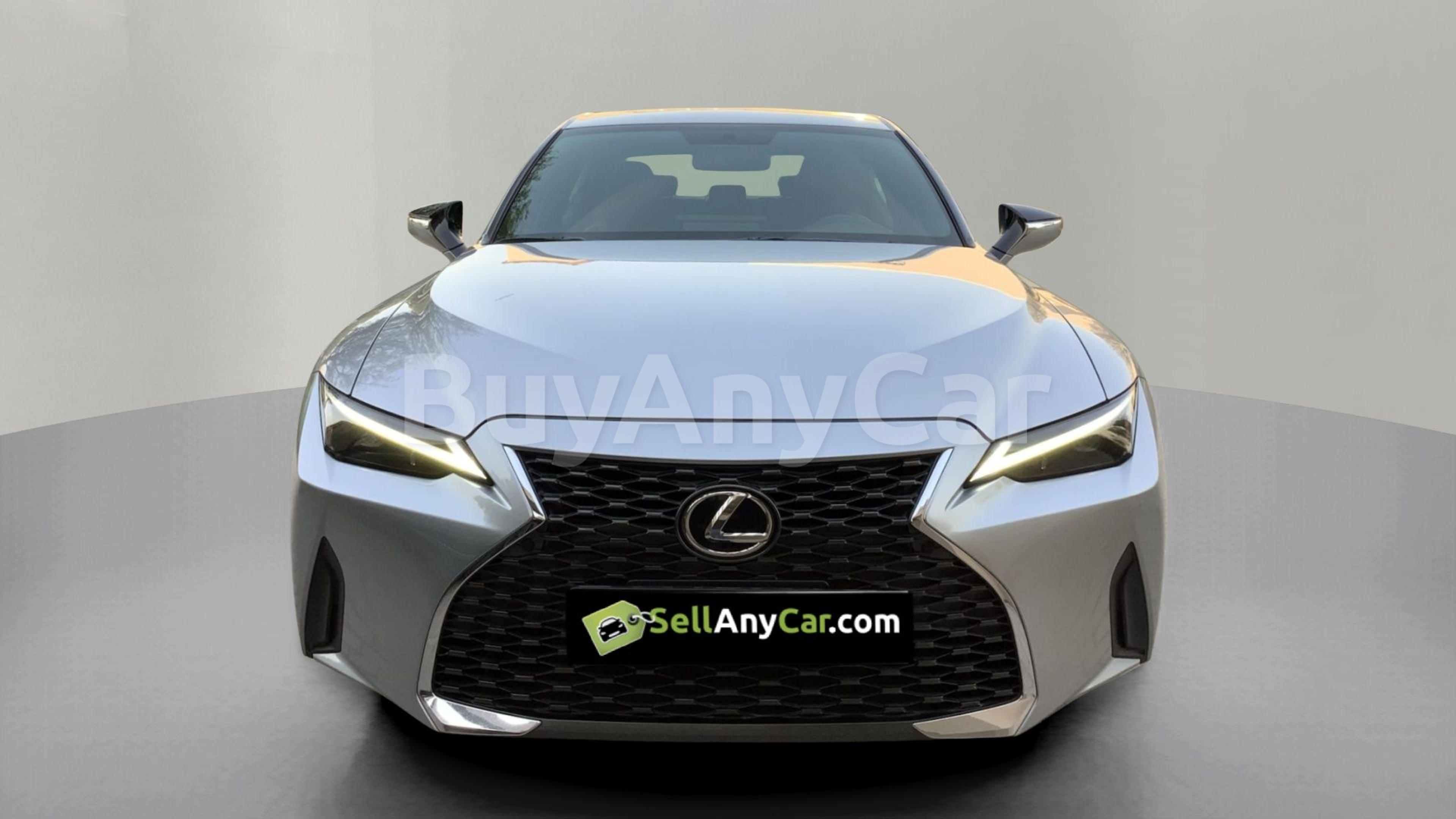 Lexus IS-Series 2022