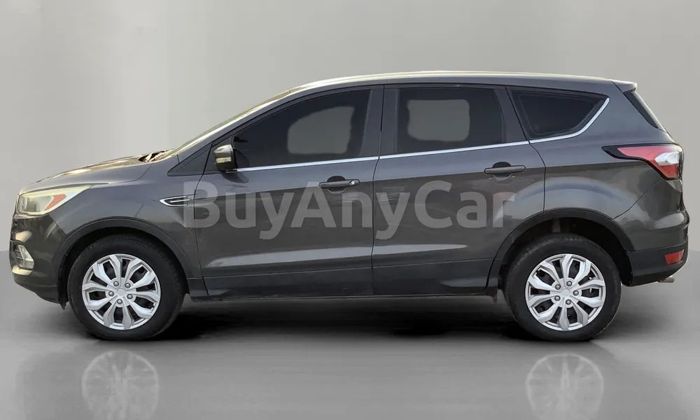 Vehicle photo 4