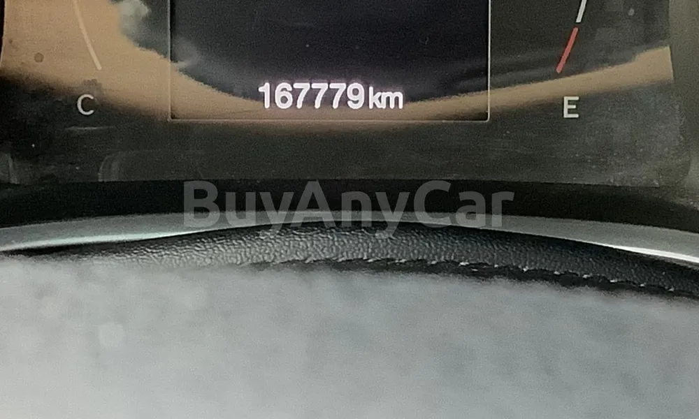 Vehicle photo 5