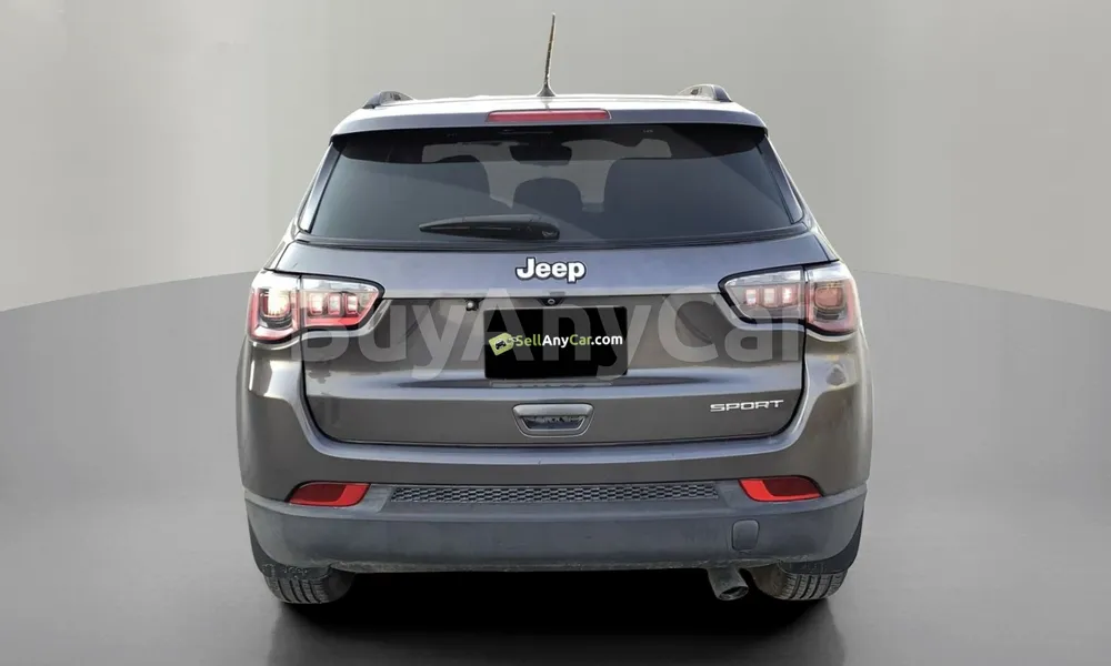 Vehicle photo 2