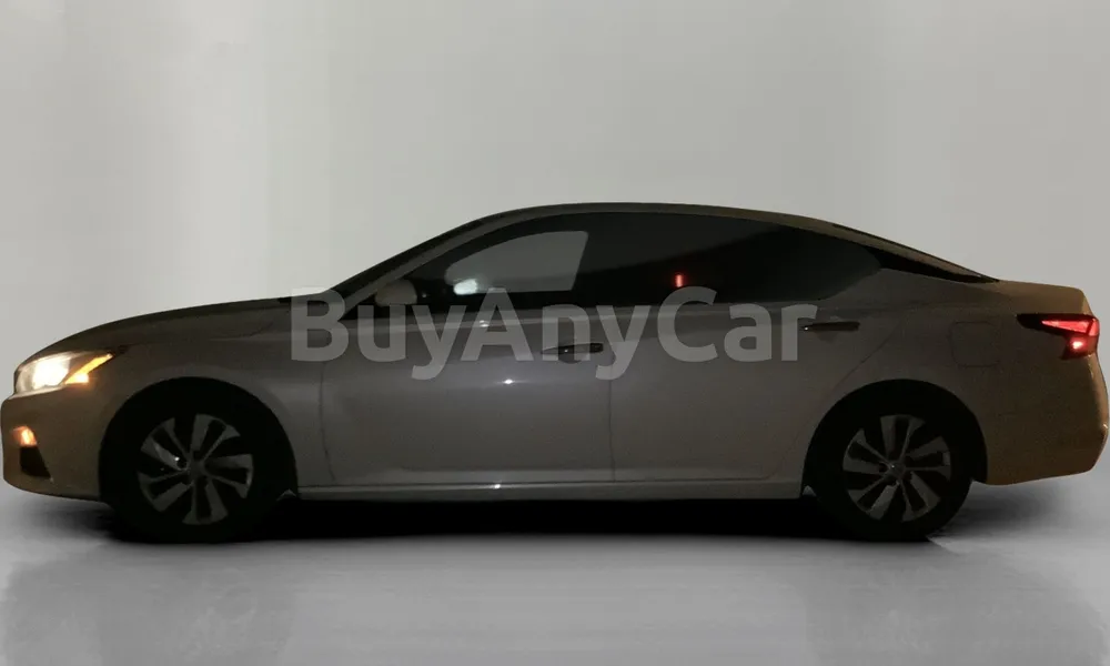 Vehicle photo 4