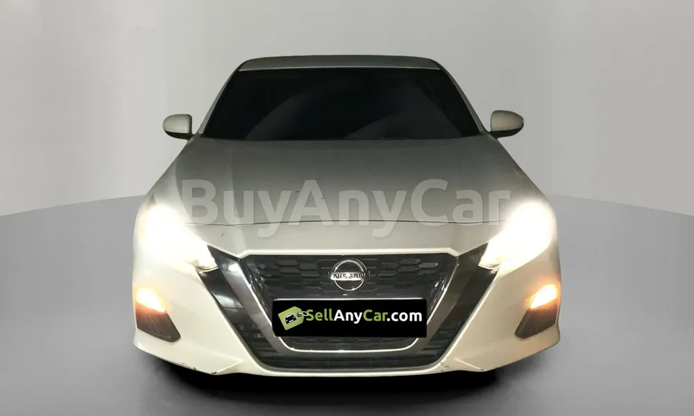 Vehicle photo 1
