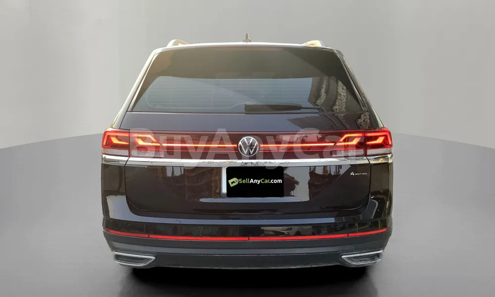 Vehicle photo 2
