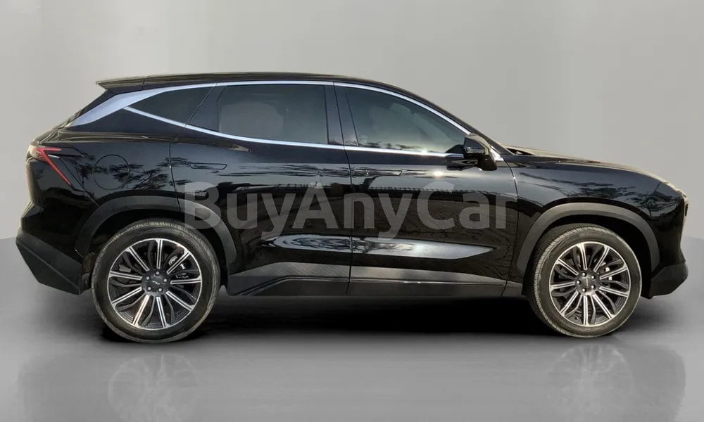 Vehicle photo 3
