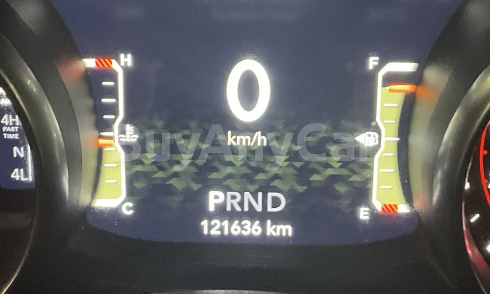Vehicle photo 7