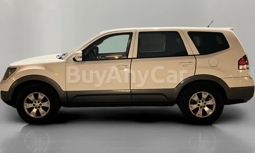 Vehicle photo 4