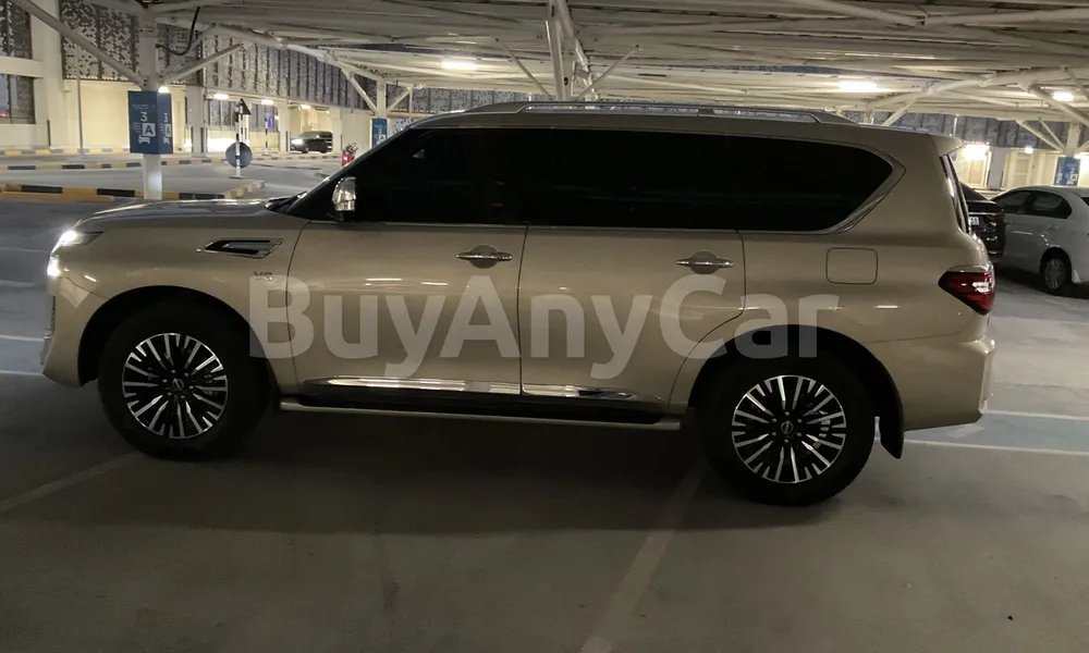 Vehicle photo 4