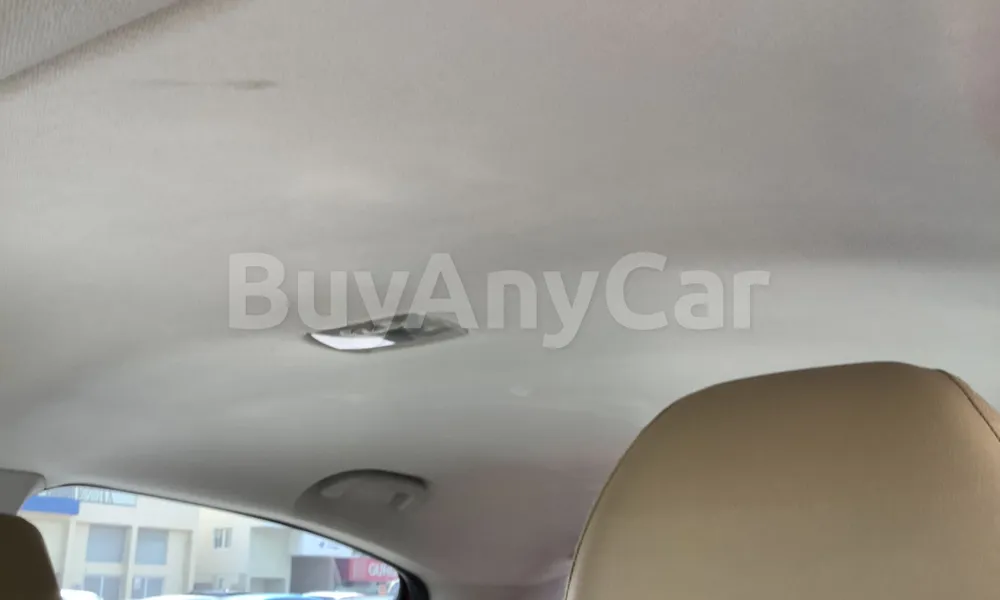 Vehicle photo 9