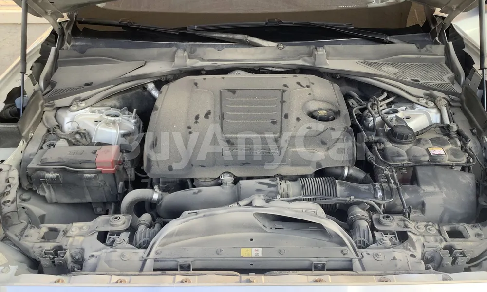 Vehicle photo 6