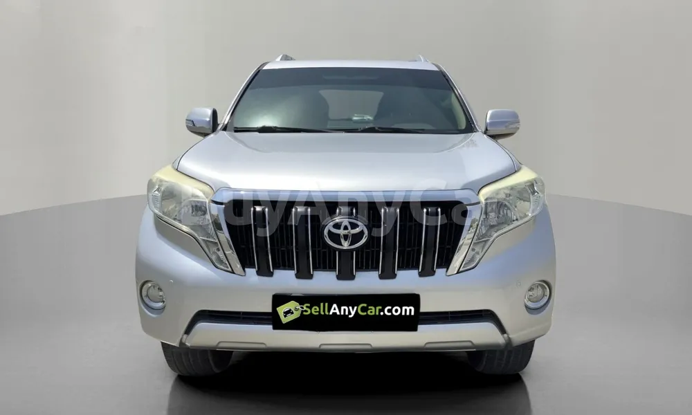 Vehicle photo 1