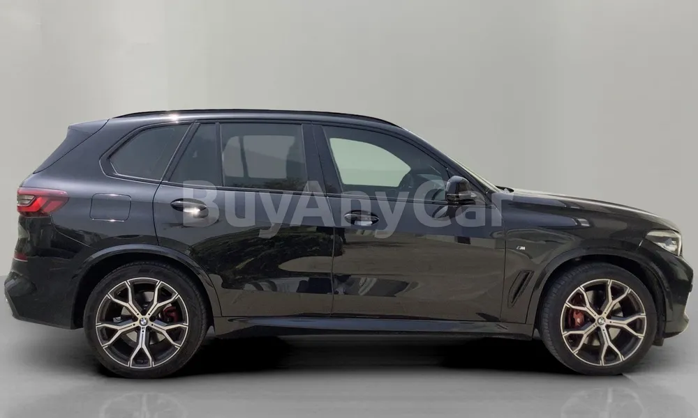 Vehicle photo 3