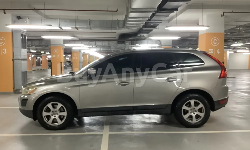Vehicle photo 4