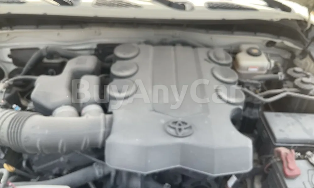 Vehicle photo 8